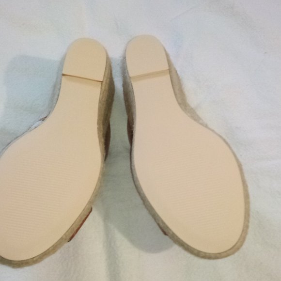 Women's Wedges New in Box - Picture 5 of 5